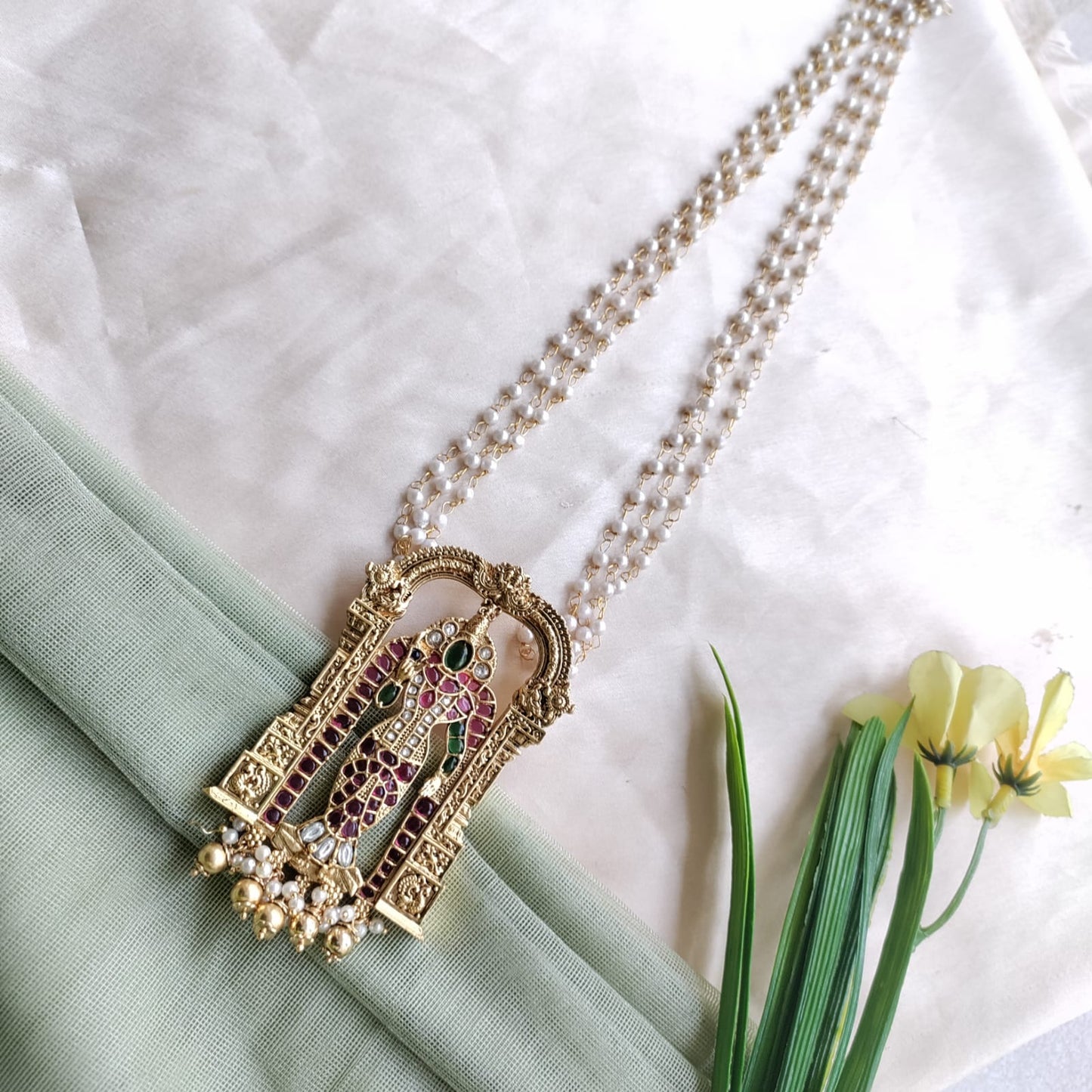 Kanchi Kamakshi kemp pendant Long Necklace