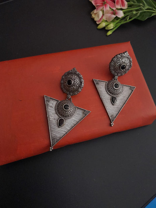 SLA stone earring