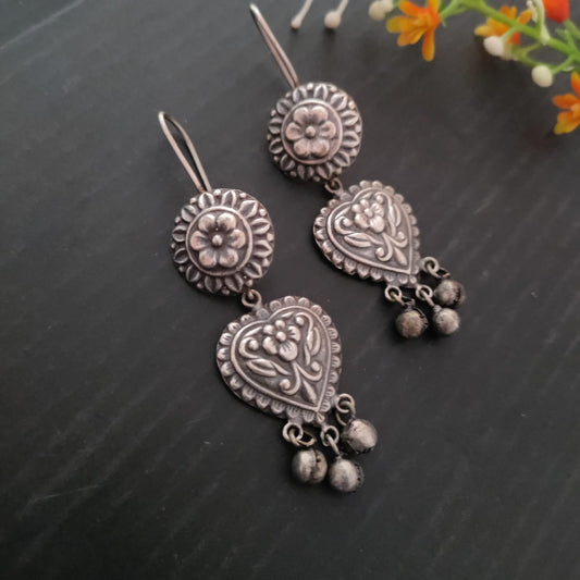 Flower heart hook earring