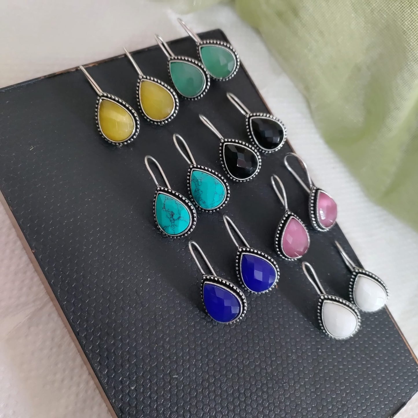 Drop stone earring