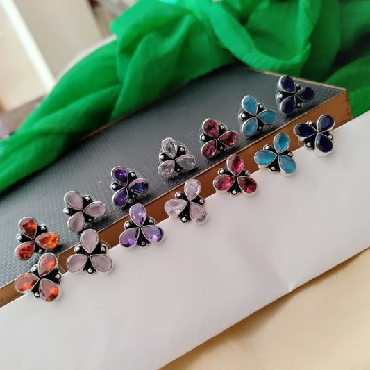 3stone stud earring