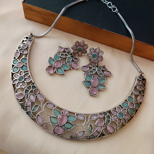 Stone hasuli sla necklace set