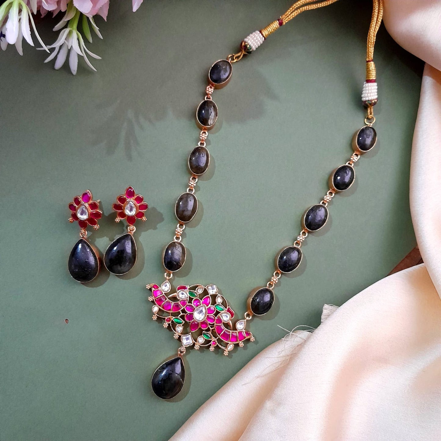 Bold and beautiful Jadau kundan exclusive stone necklace set