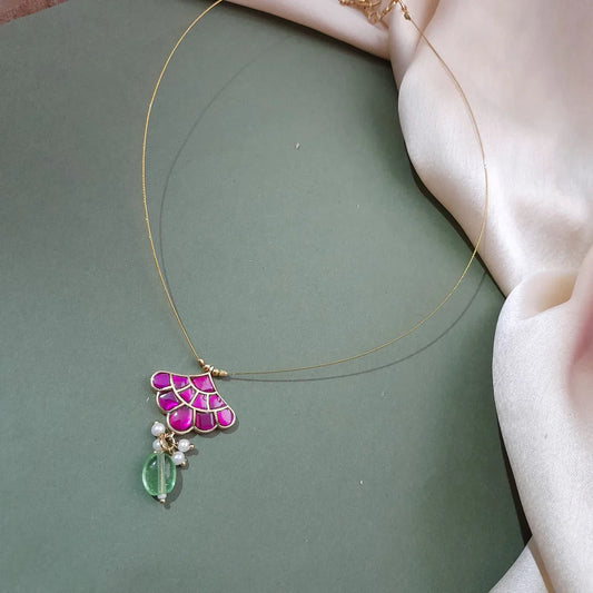 Gorgeous Invisible necklace set - Ruby floral