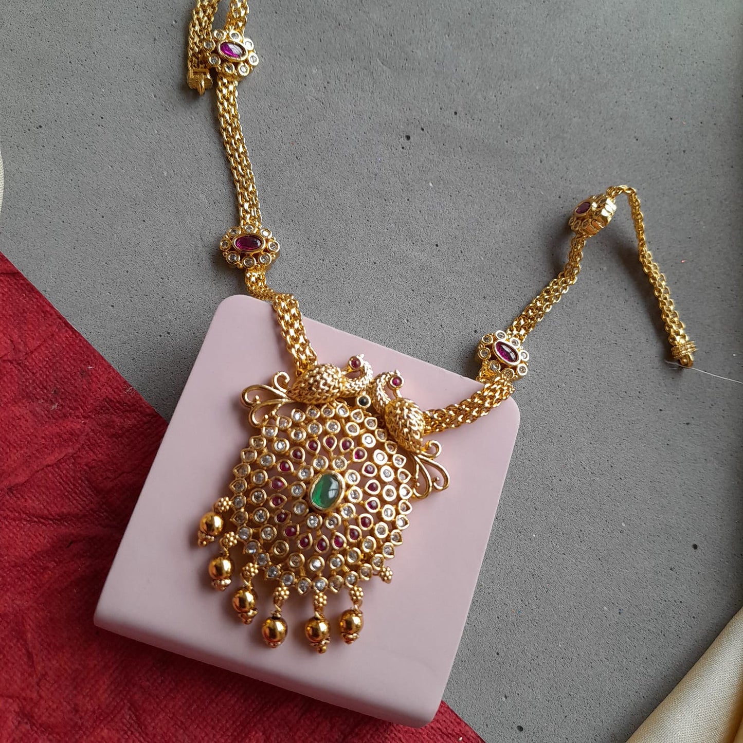 White with ruby stone pendant adigai set