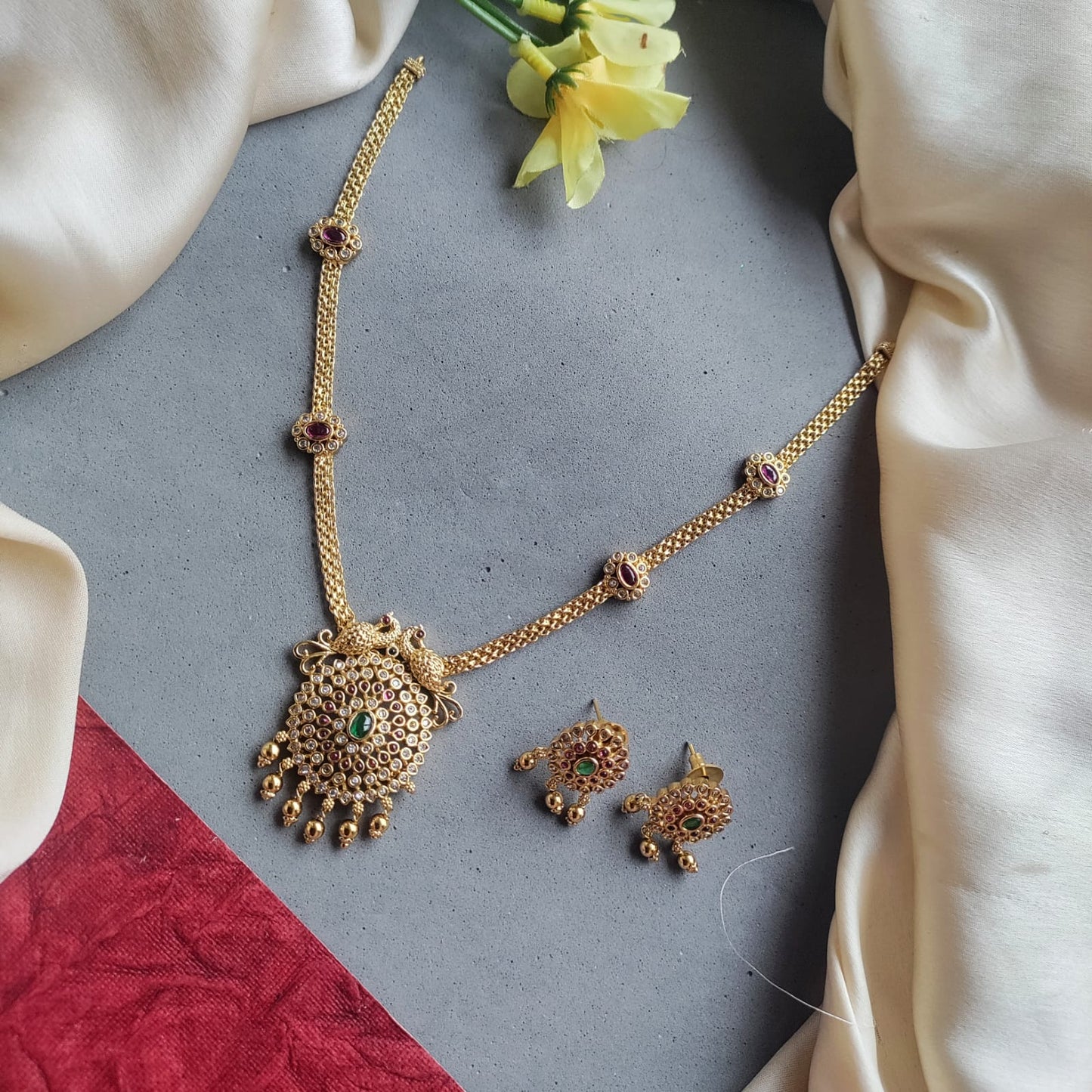 White with ruby stone pendant adigai set