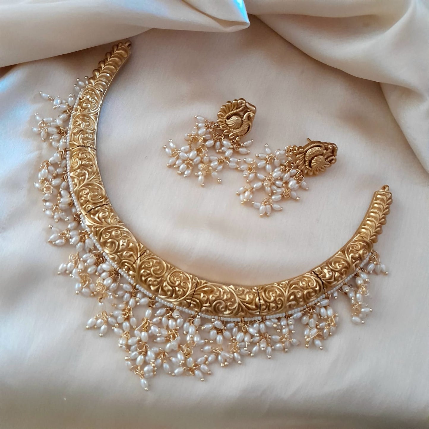 Golden Designer Hasuli with pearl